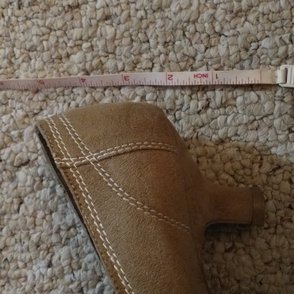 Shoes - Picture 2 of 3